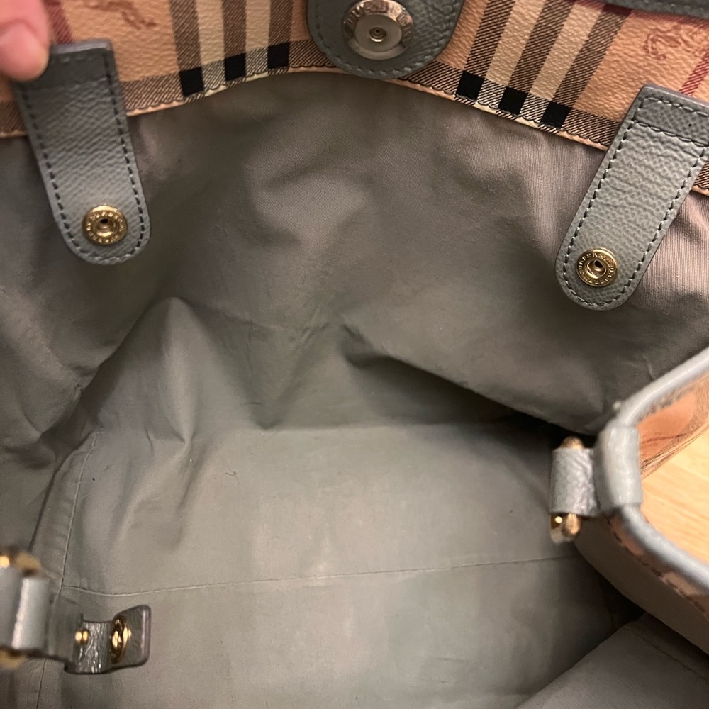 Authentic Burberry Haymarket Tote Purse Bag - Picture 11 of 15